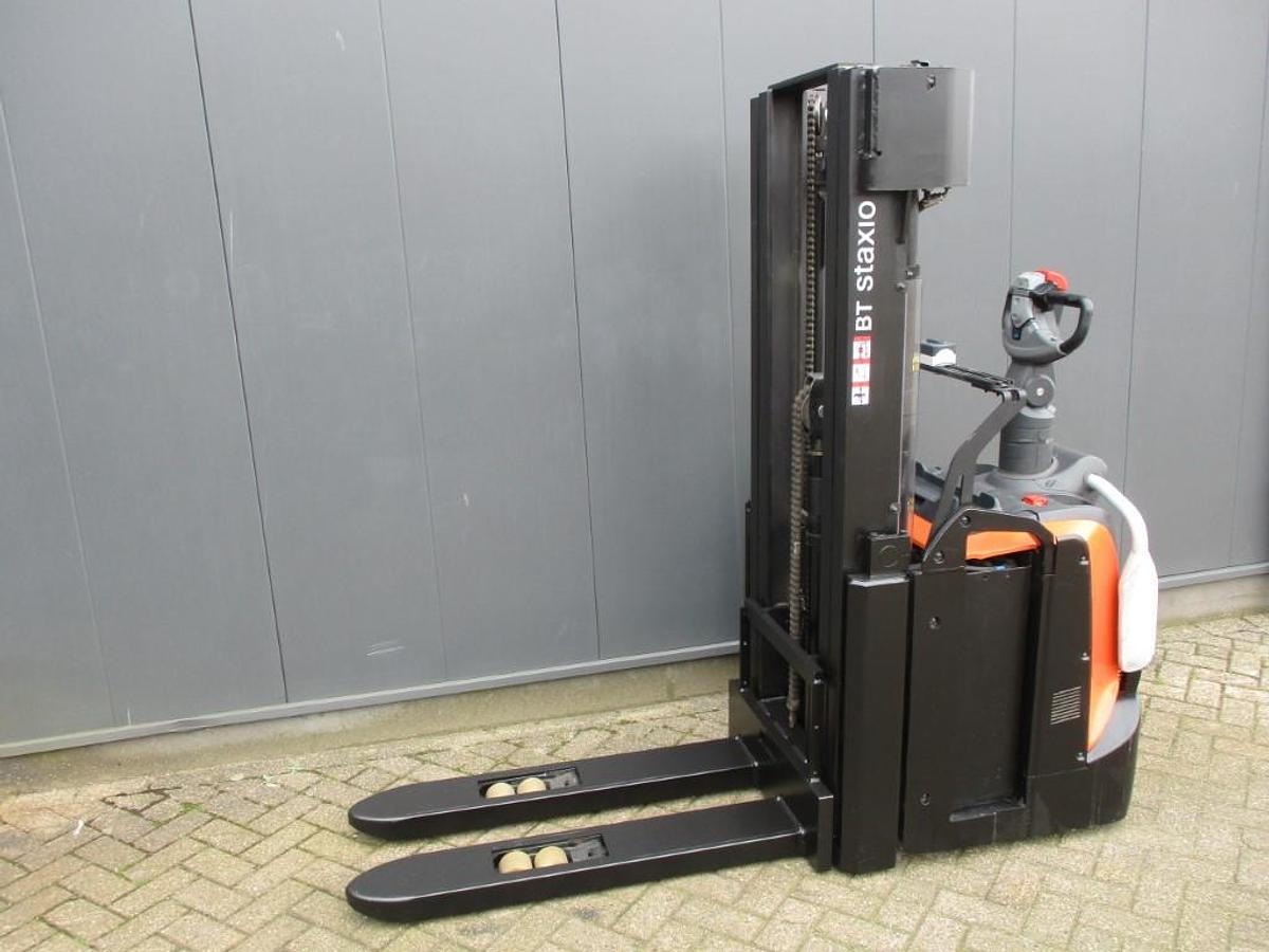 Refurbished 2019 TOYOTA SWE140L triplex - 2161