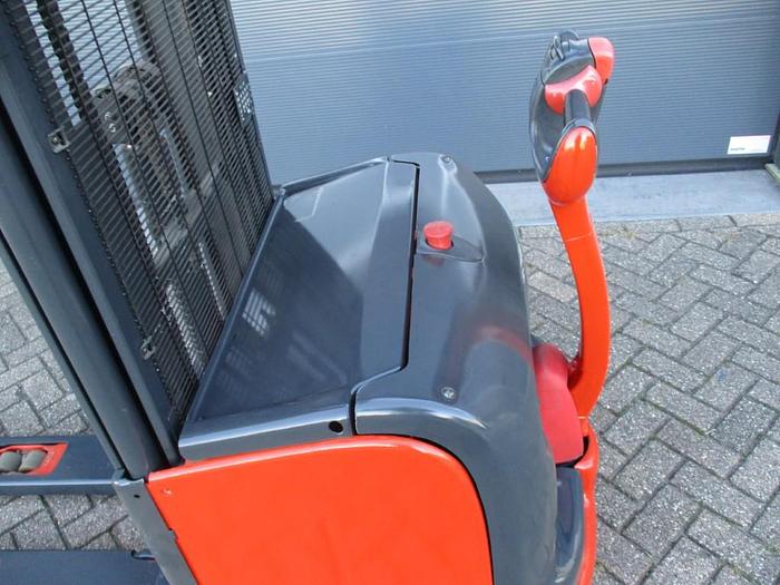 Refurbished 2014 Linde L 16 triplex - 611