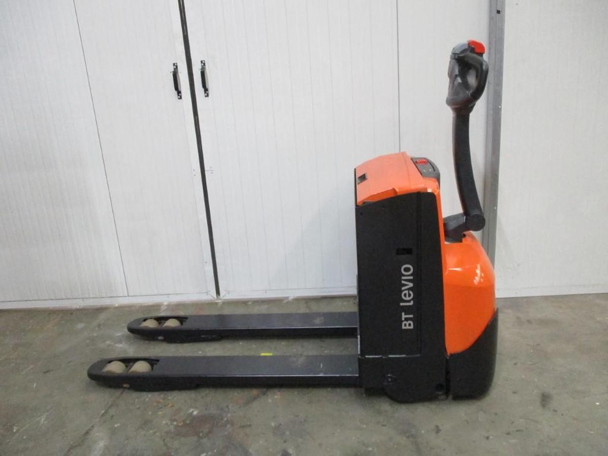 Refurbished 2018 TOYOTA LWE160 - 554