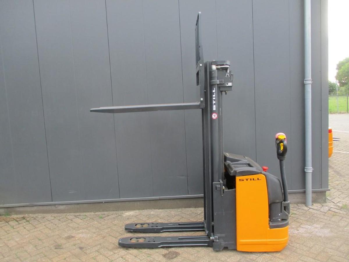 Refurbished 2015 STILL EGV 20 triplex - 199