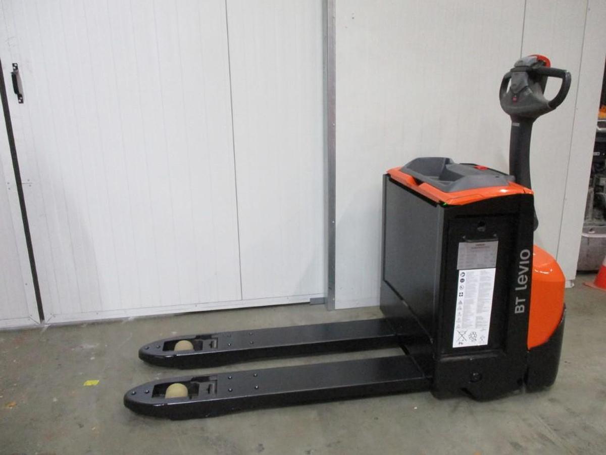Refurbished 2021 TOYOTA LWE200 - 584