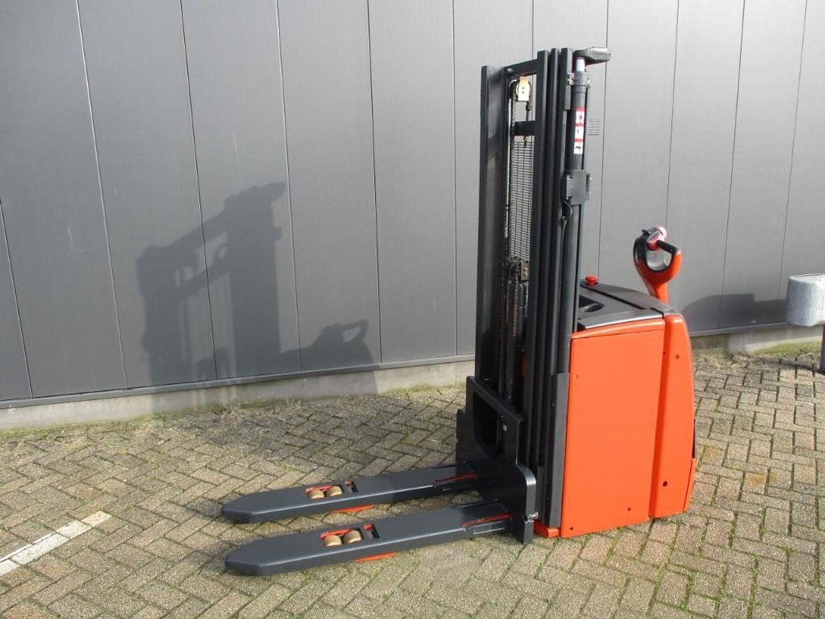 Refurbished 2017 Linde L16i triplex - 3867