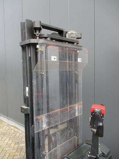 Refurbished 2000 BT LSV 1250 - 1810