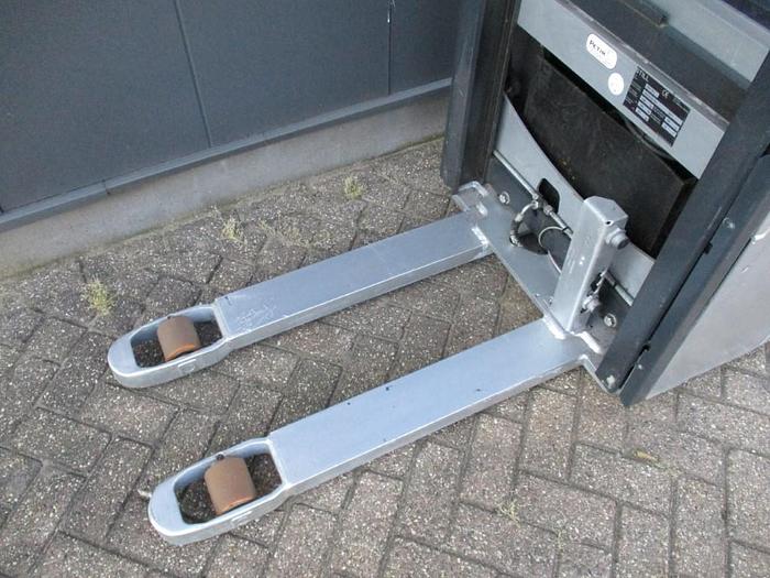 Refurbished 2017 STILL EXV 14C - 907