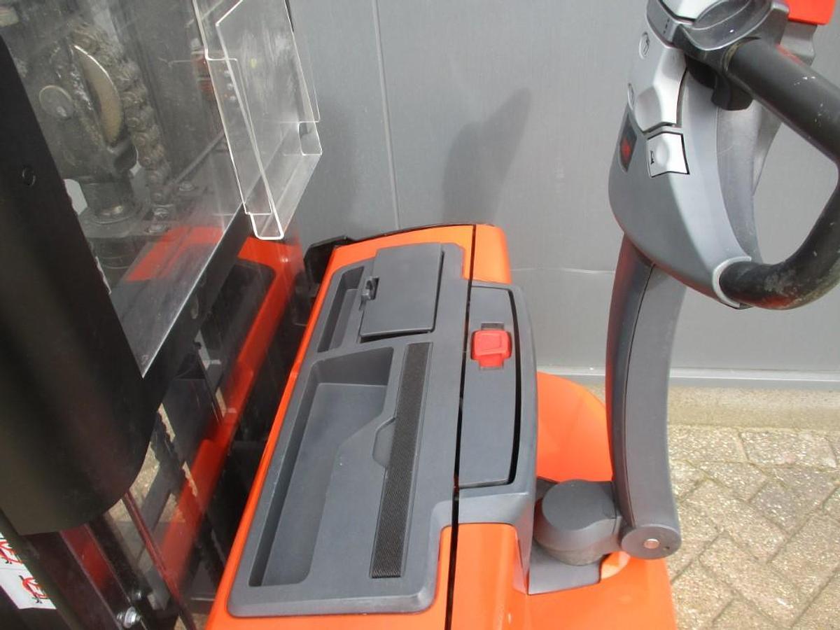 Refurbished 2015 BT SWE 200D - 1820