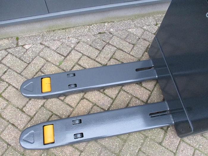 Refurbished 2014 Crown WP3015 - 743