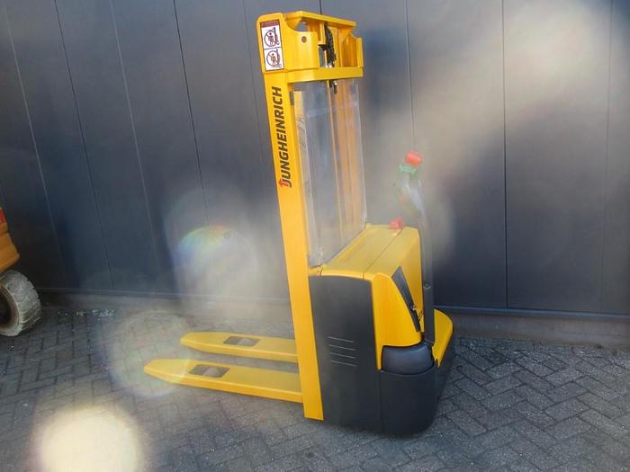 Refurbished 2007 Jungheinrich EJC 110