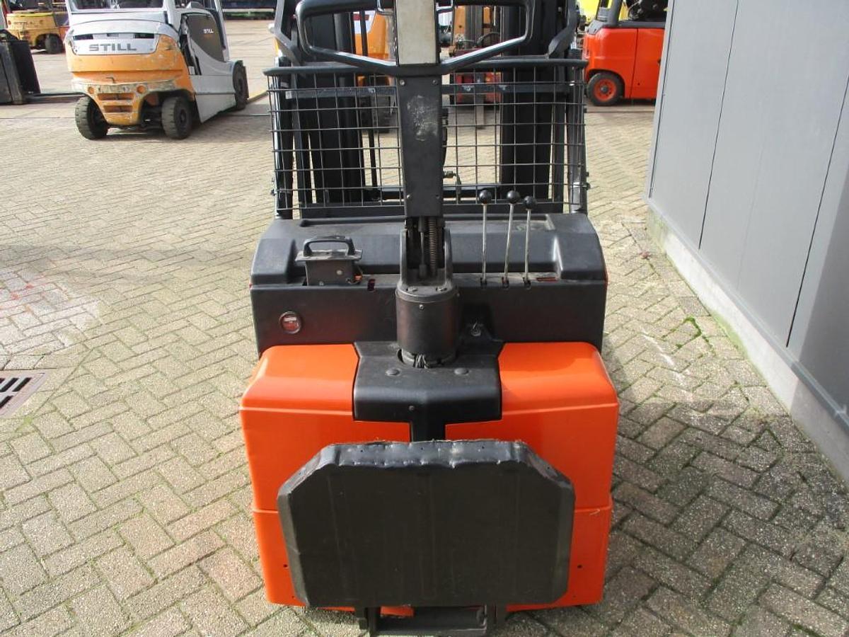 Refurbished 2011 BT TOYOTA RWE120 - 5424