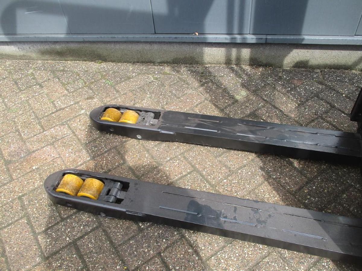 Refurbished 2014 BT SWE 200D - 1404