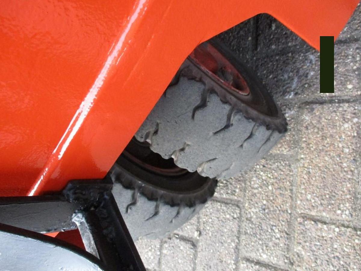 Refurbished 1995 Linde E12