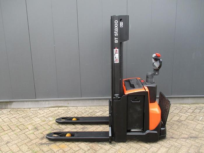 Refurbished 2017 TOYOTA SWE 120 - 1379