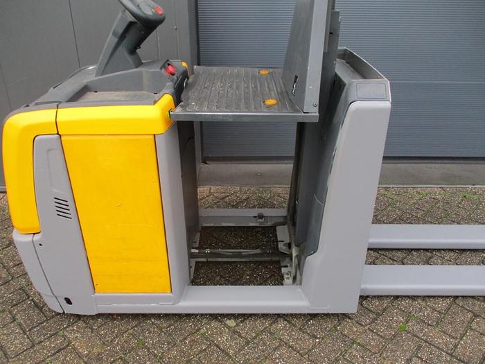 Refurbished 2016 Jungheinrich ECE 225 HP - 2471