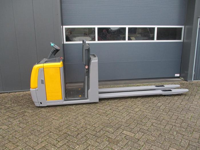Refurbished 2016 Jungheinrich ECE 225 HP - 2471