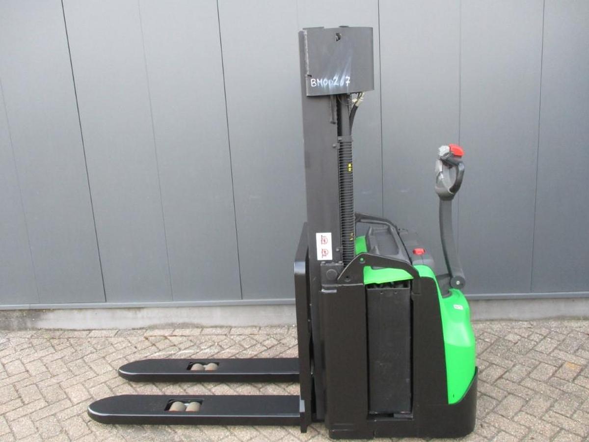 Refurbished 2018 CESAB S212 triplex - 2135