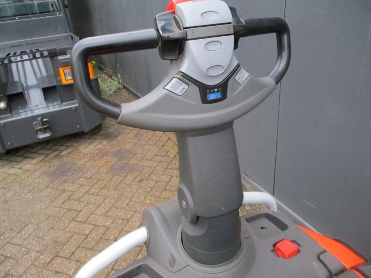 Refurbished 2017 BT LPE 200