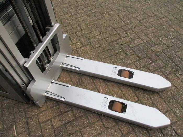 Refurbished 2019 BT EXV SF14 - 2004