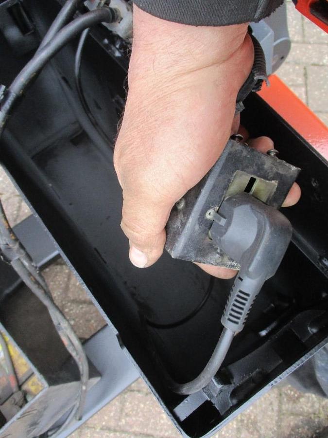 Refurbished 2016 TOYOTA LWE160 - 777