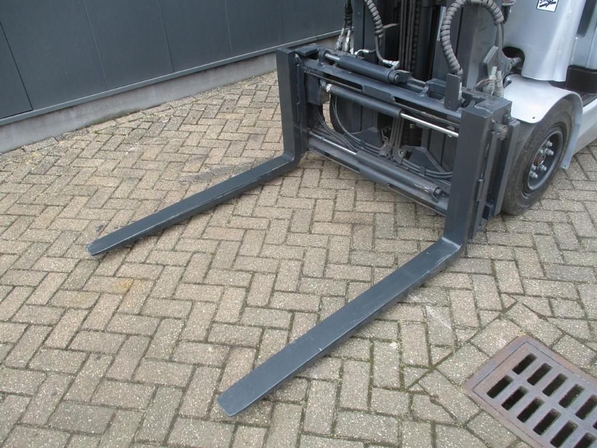 Refurbished 2015 STILL RX 60-30 - 2017