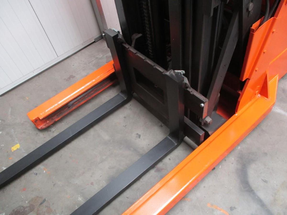 Refurbished 2012 BT TOYOTA RWE120 triplex - 3466