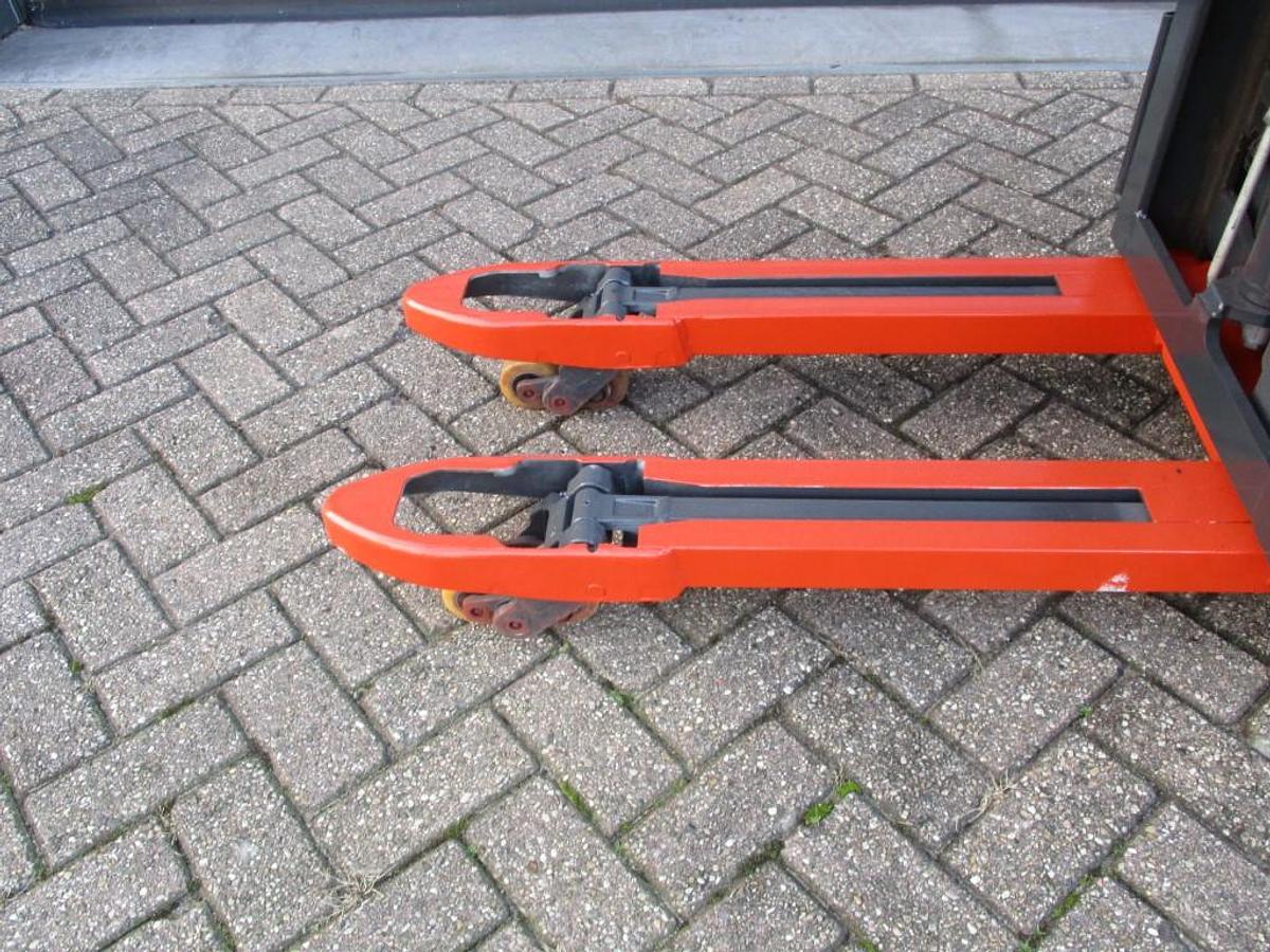 Refurbished 2020 Linde L14