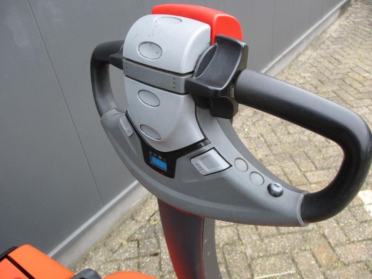 Refurbished 2022 TOYOTA LWE160 - 918