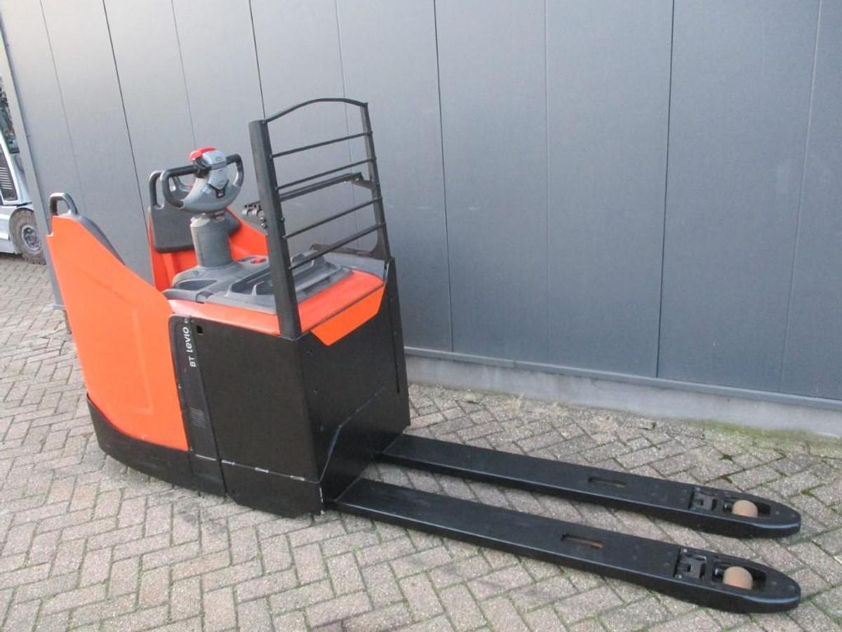 Refurbished 2018 TOYOTA LPE200 - 1778