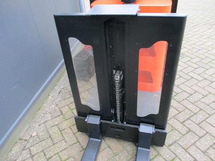 Gerenoveerd 2011 BT OSE100 - 1884