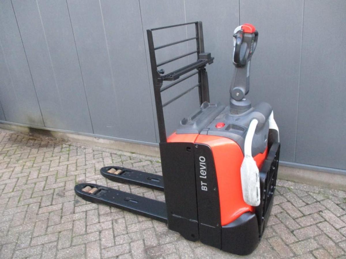 Refurbished 2018 TOYOTA LPE200