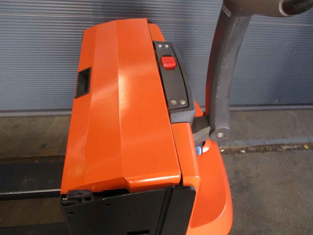 Refurbished 2019 TOYOTA LWE160 - 739