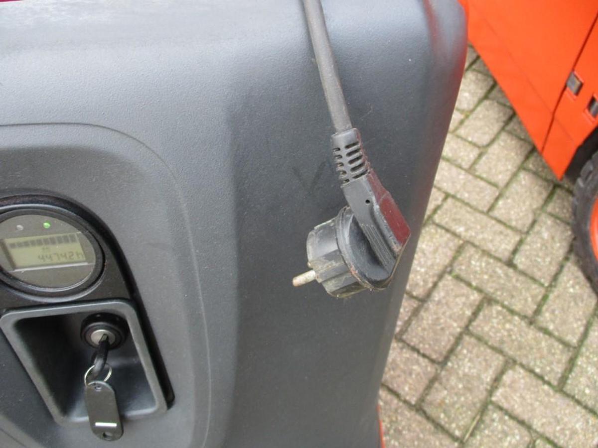 Refurbished 2016 Linde L12i - 4474