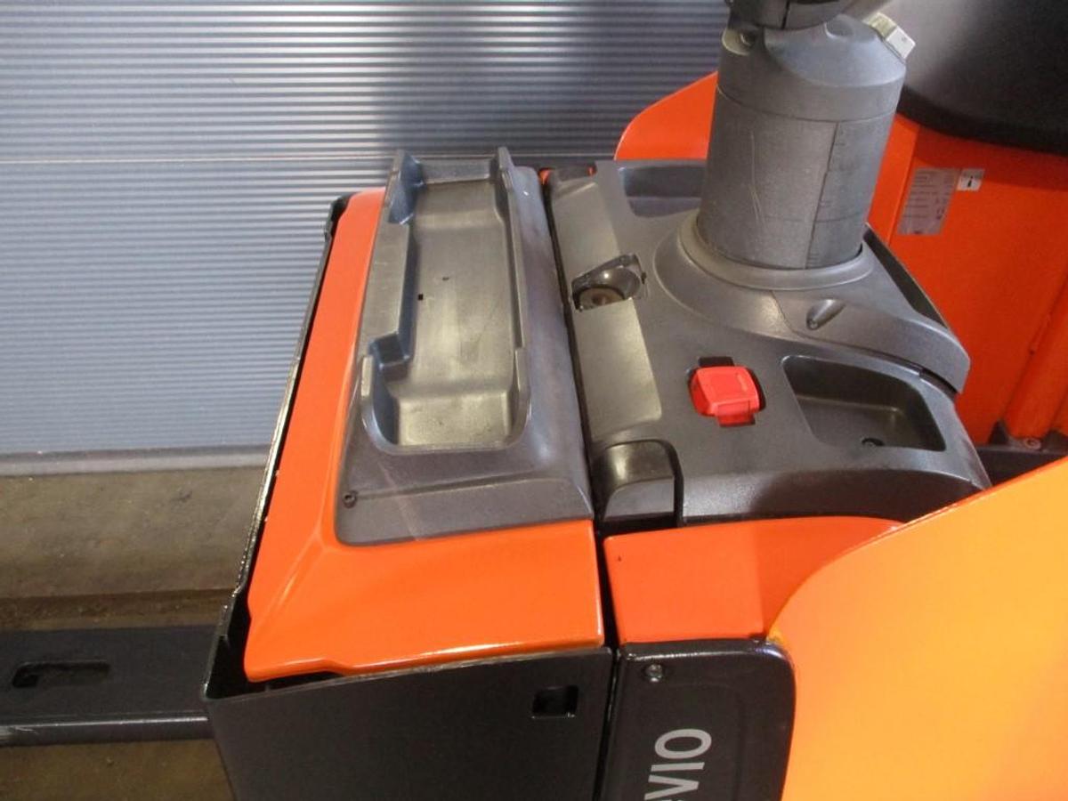 Refurbished 2020 TOYOTA LPE200 - 2425
