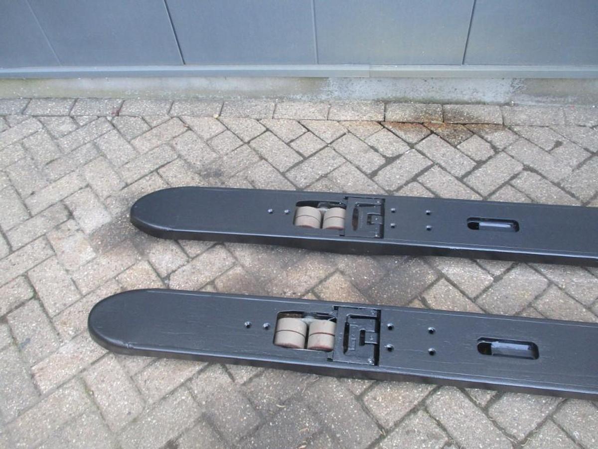 Refurbished 2021 TOYOTA LPE 250- 885