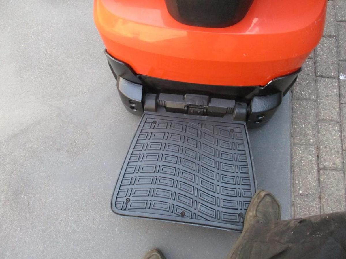 Refurbished 2014 BT SWE 100 - 947