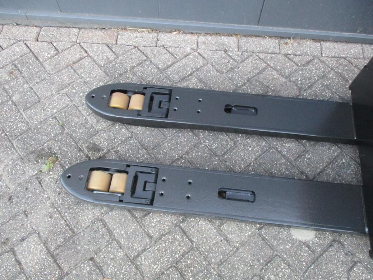 Refurbished 2015 BT LPE200 - 1972
