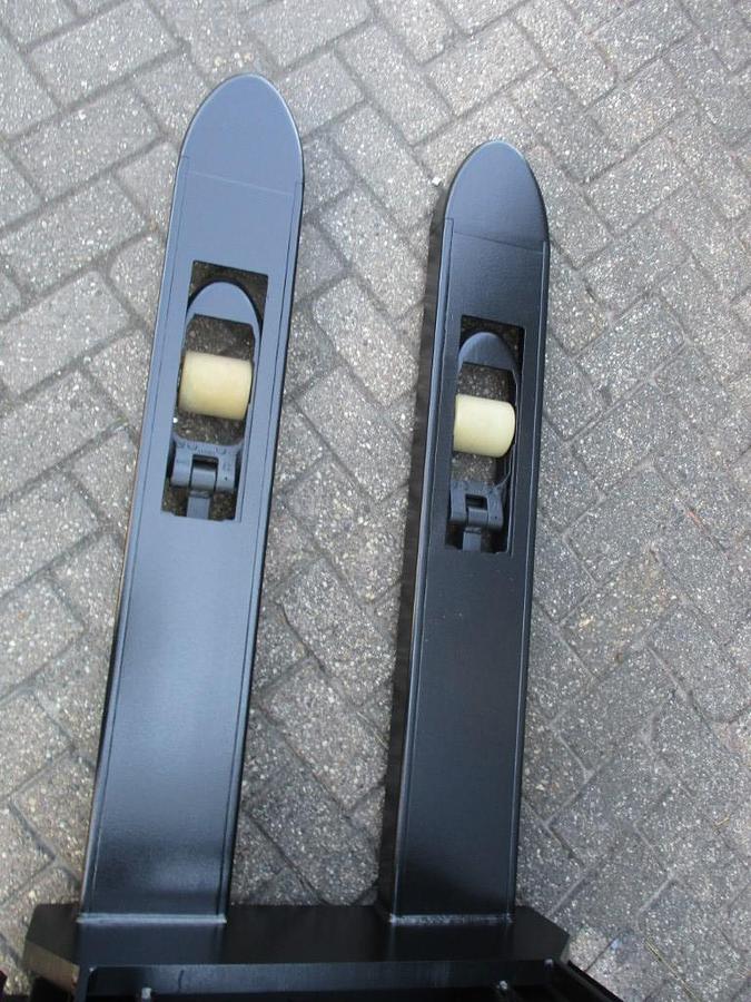 Refurbished 2023 TOYOTA SWE140L - 1199