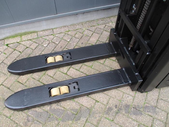 Refurbished 2018 TOYOTA SWE 160 - 1922