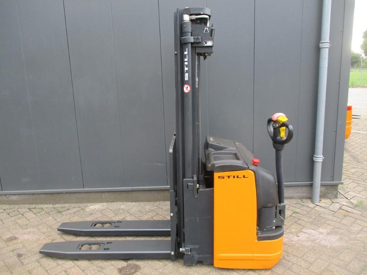 Refurbished 2015 STILL EGV 20 triplex - 199