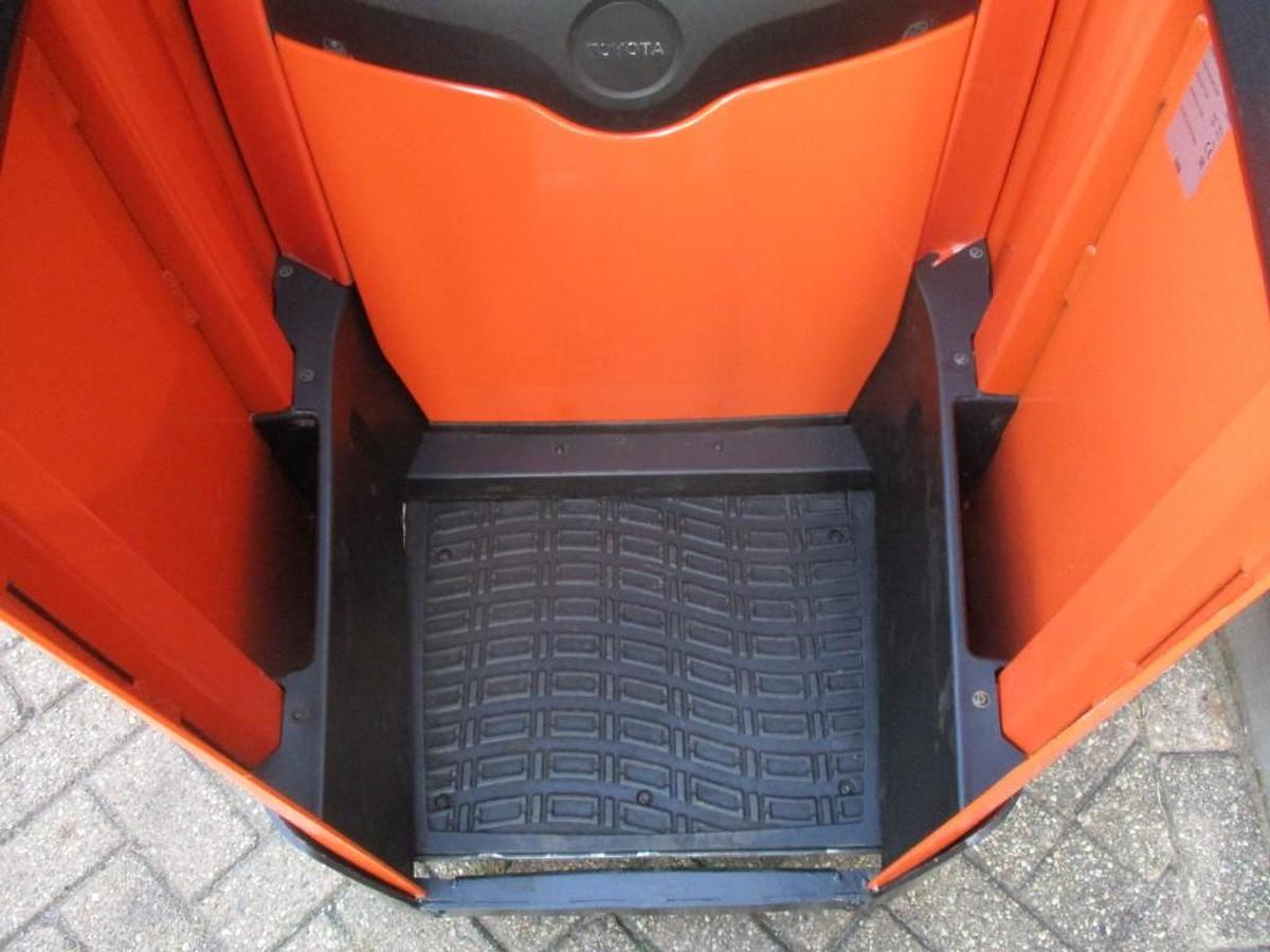Refurbished 2021 TOYOTA LPE250 - 2018
