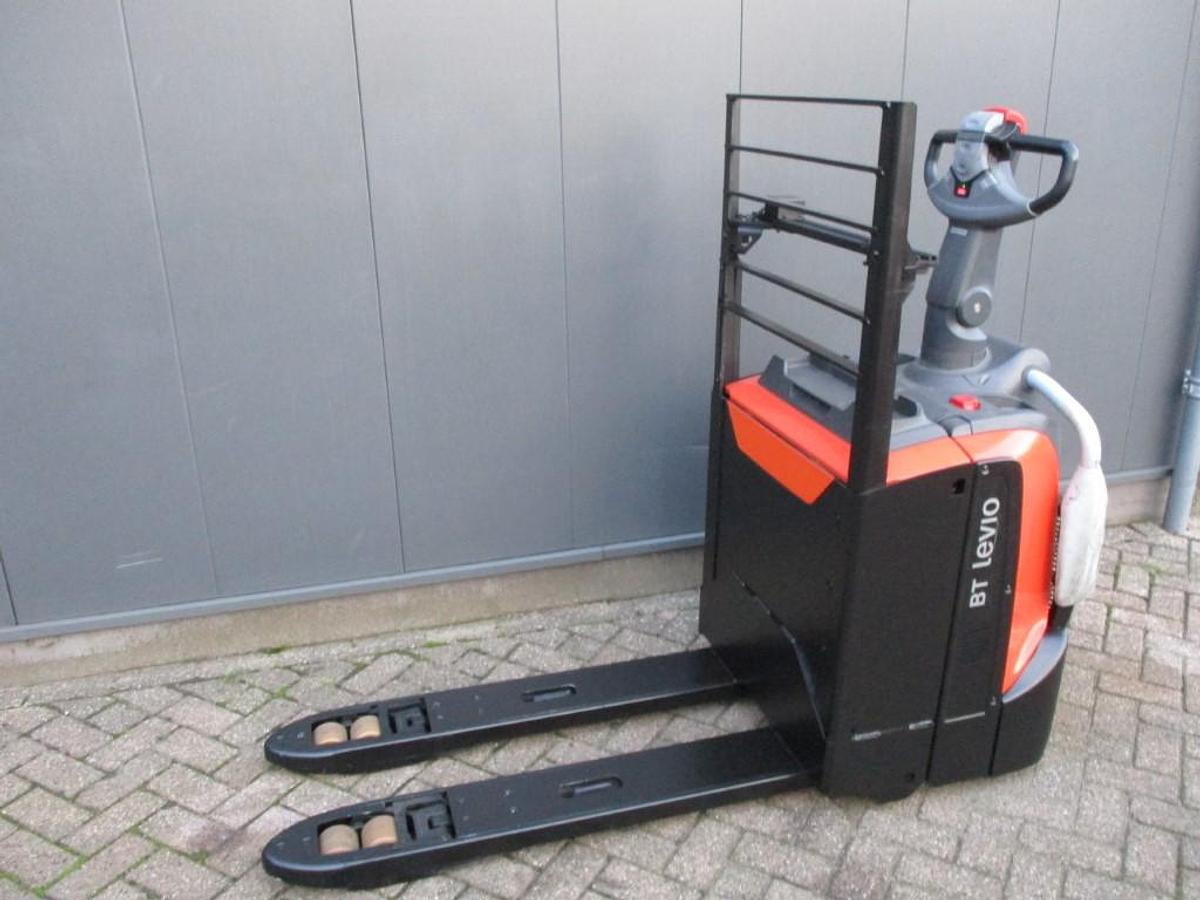 Refurbished 2018 TOYOTA LPE200