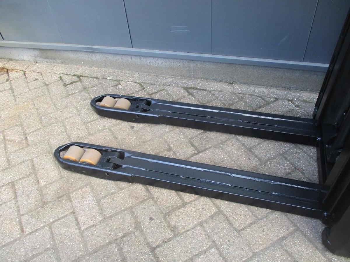 Refurbished 2019 TOYOTA SPE 120L triplex - 1884