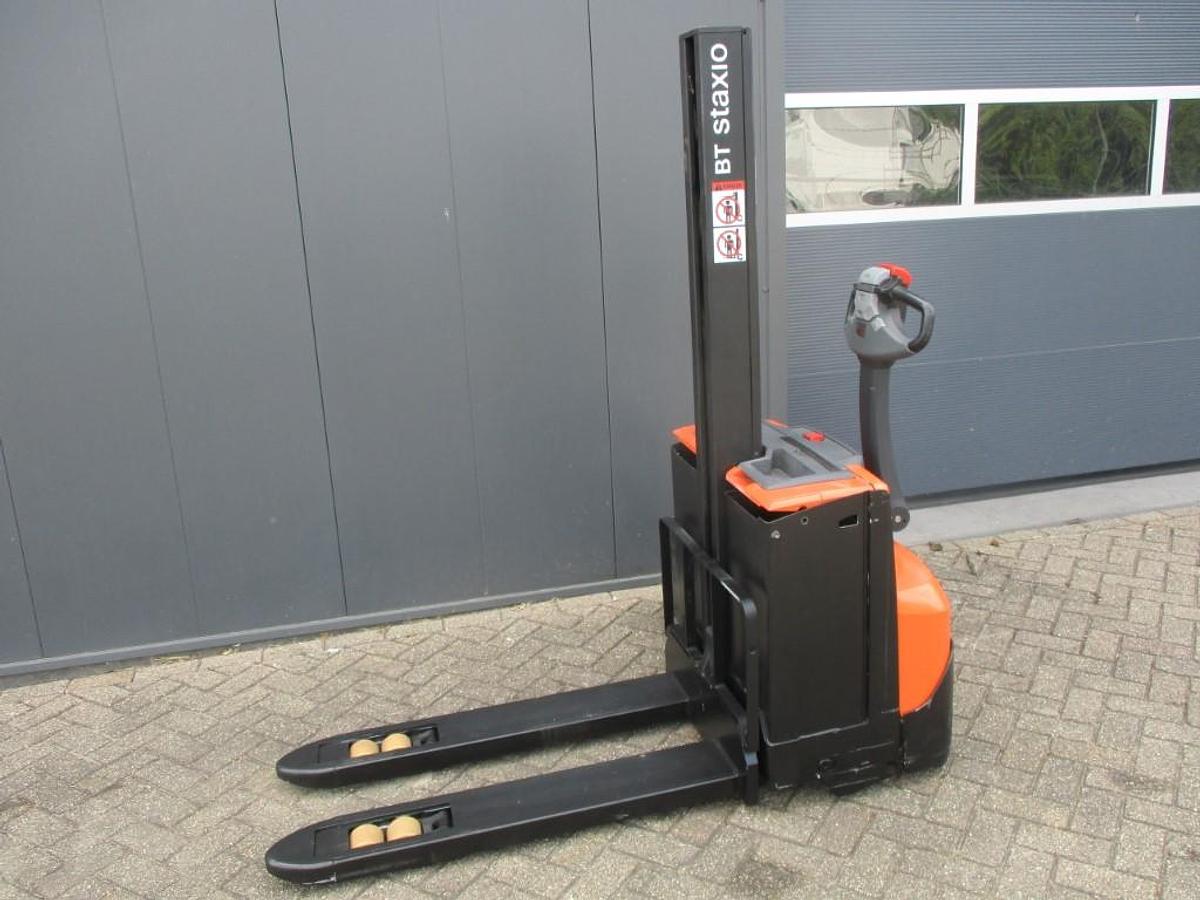 Refurbished 2015 TOYOTA BT SWE 080L - 1346