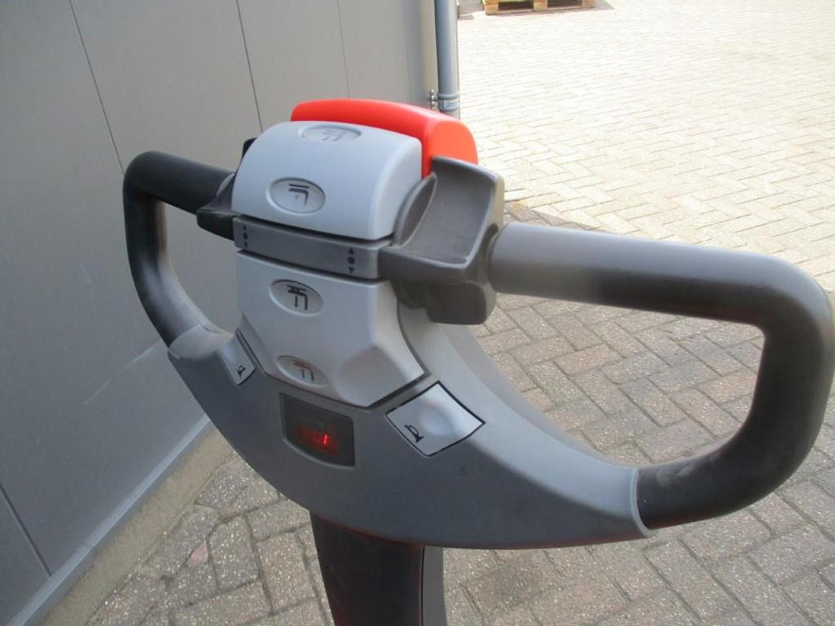 Refurbished 2014 BT SWE 200D - 321