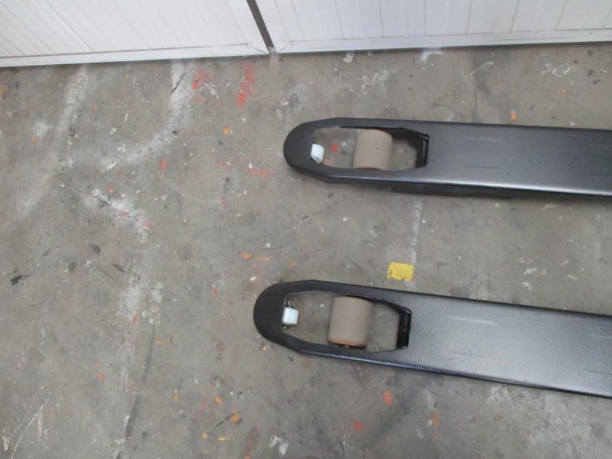 Refurbished 2019 TOYOTA LWE140 - 653