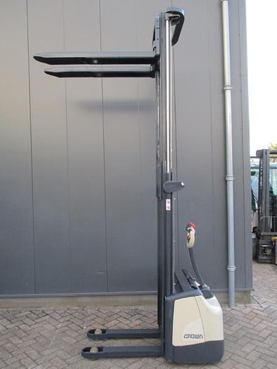 Refurbished 2005 Crown WF 3000-1.0 TL - 1878