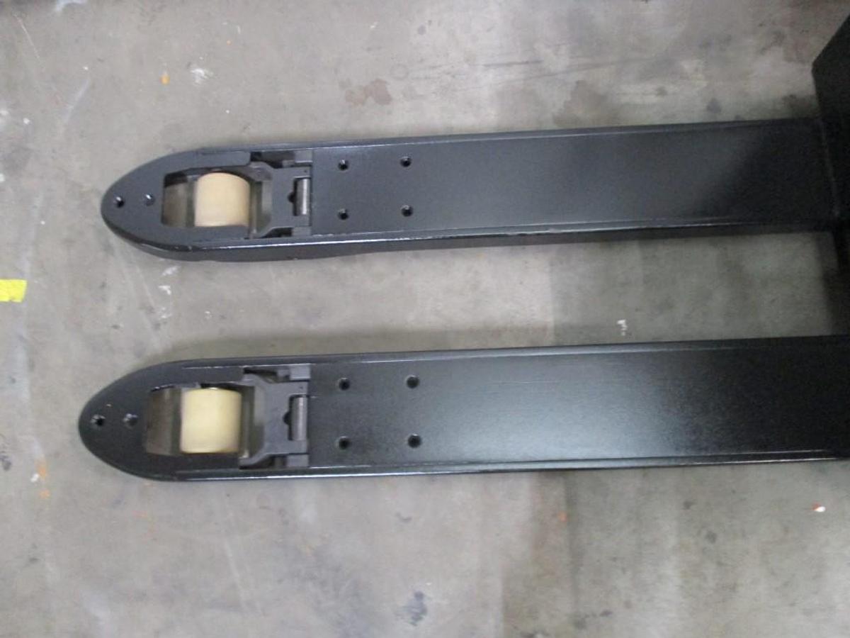 Refurbished 2021 TOYOTA LWE200 - 584