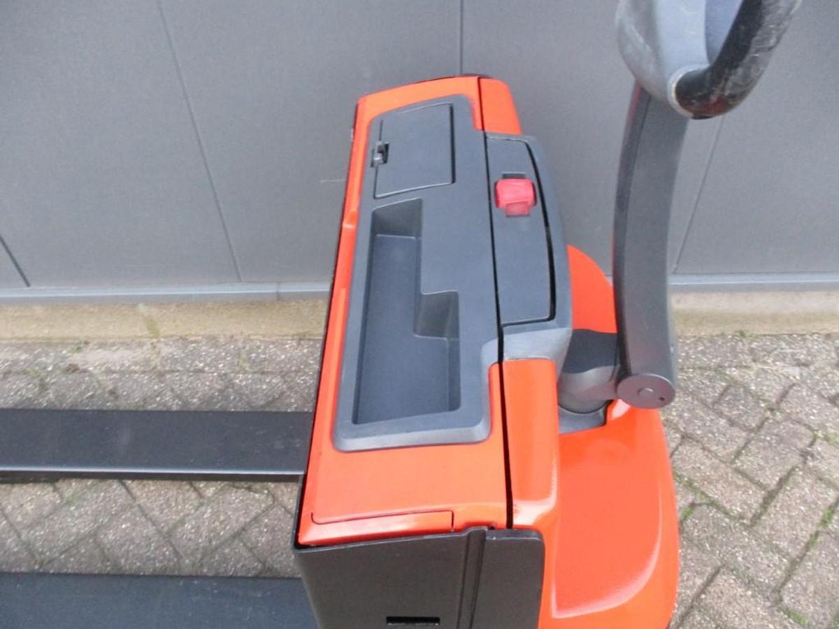 Refurbished 2020 TOYOTA LWE160 - 954