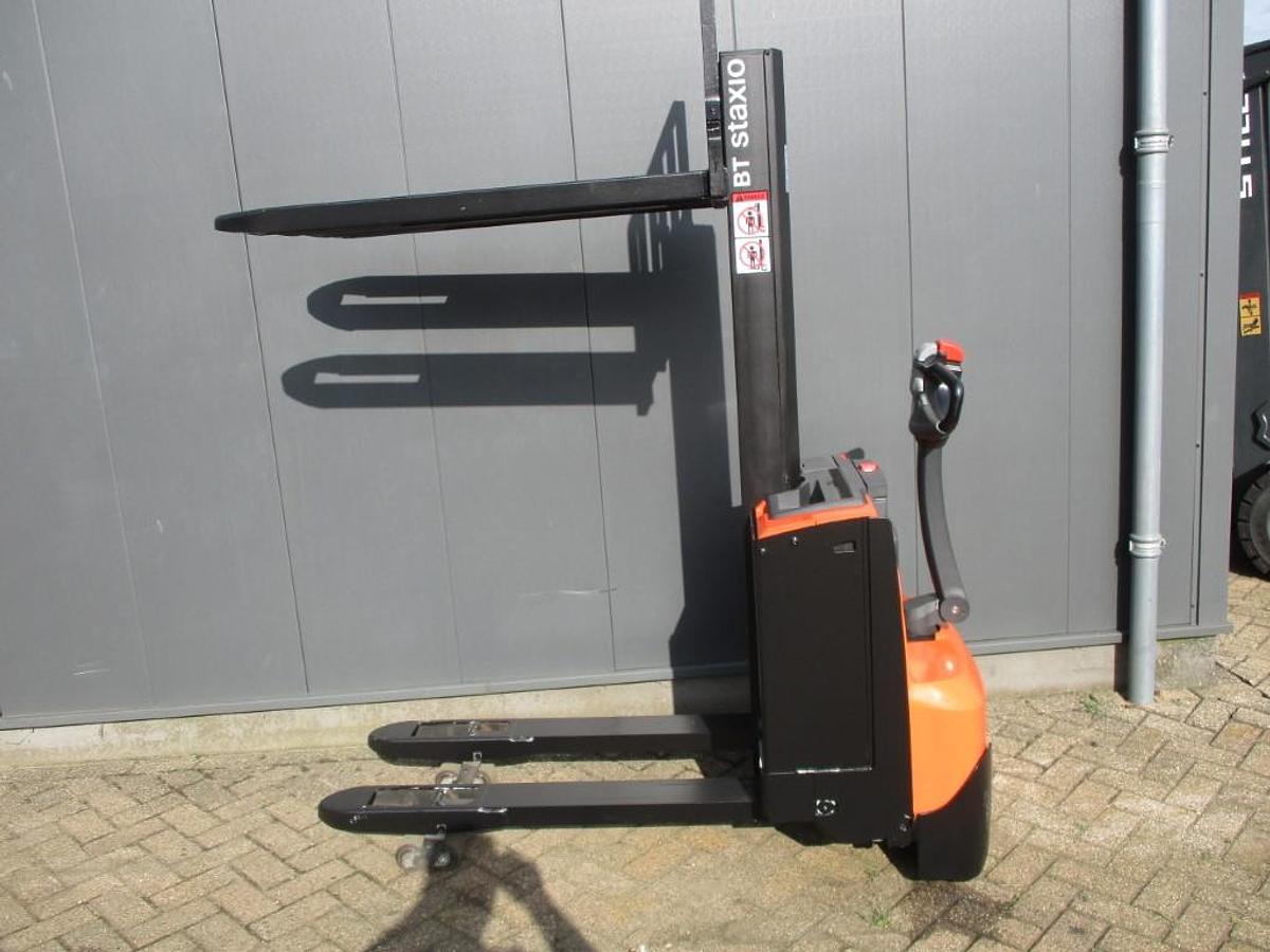 Refurbished 2016 TOYOTA BT SWE 080L - 819