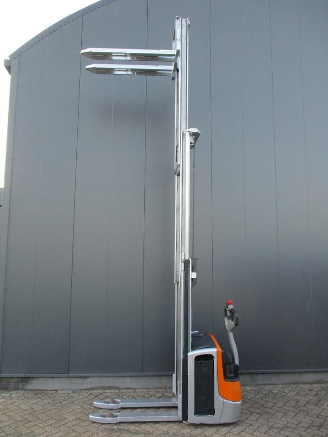 Refurbished 2017 STILL EXV14C triplex - 1299