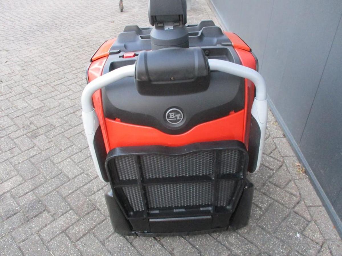 Refurbished 2019 TOYOTA LPE250 - 712
