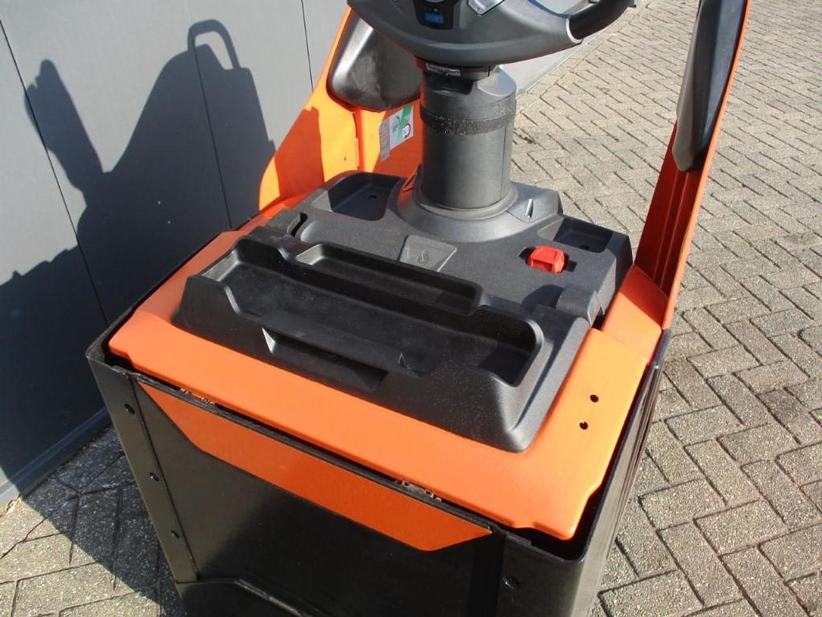 Refurbished 2015 BT TOYOTA LPE250 - 1880